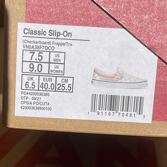 Classic Slip-On Vans - Picture 10 of 11